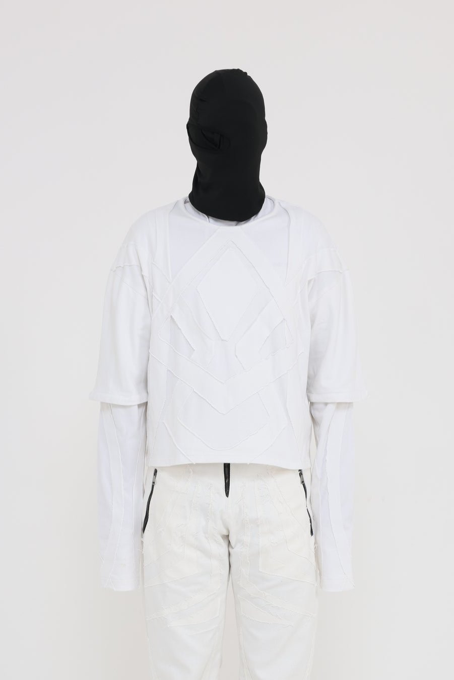 WHITE OOPART LONG SLEEVES