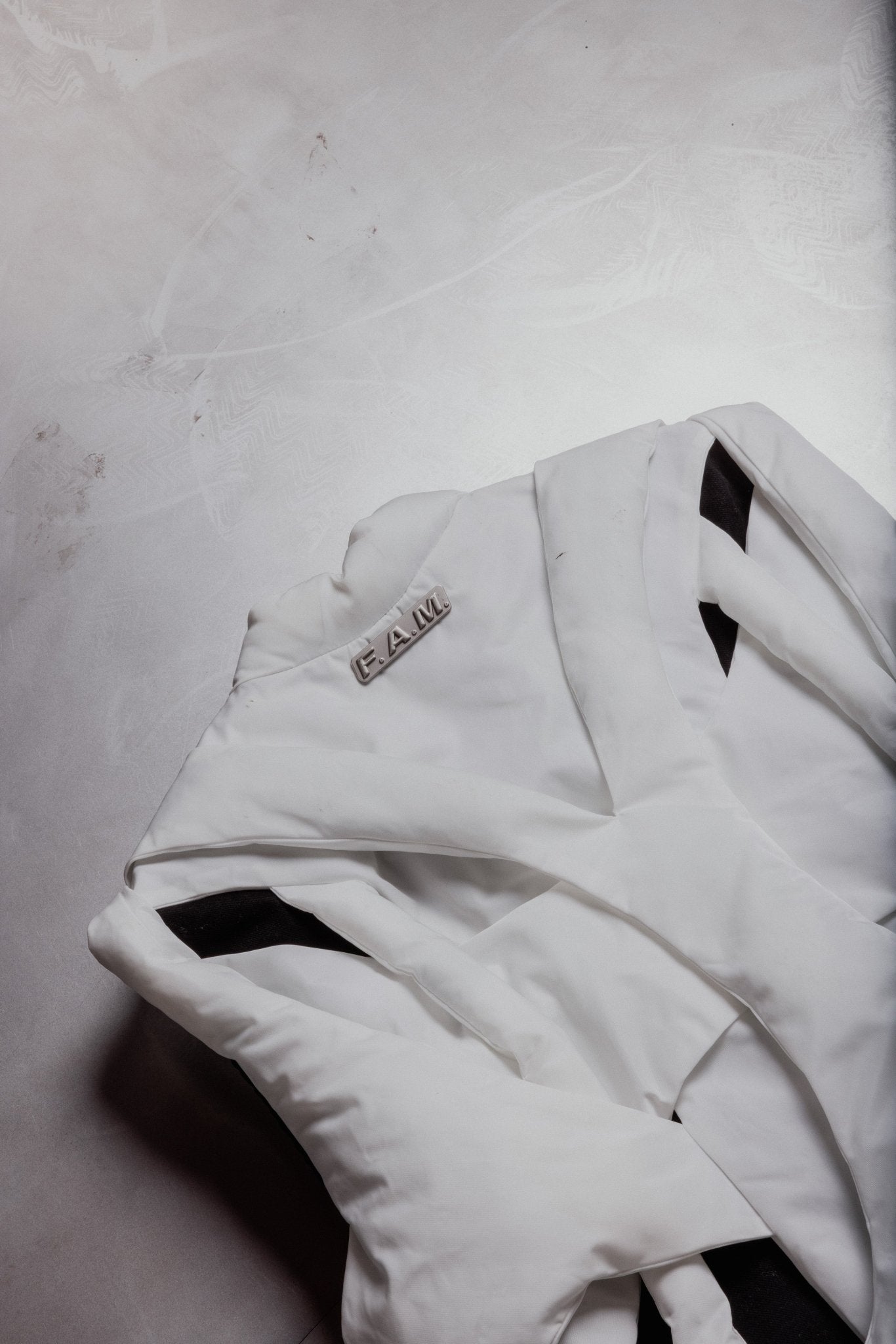 WHITE OOPART TRENCH - Forget About Me - Forget About Me - TRENCH