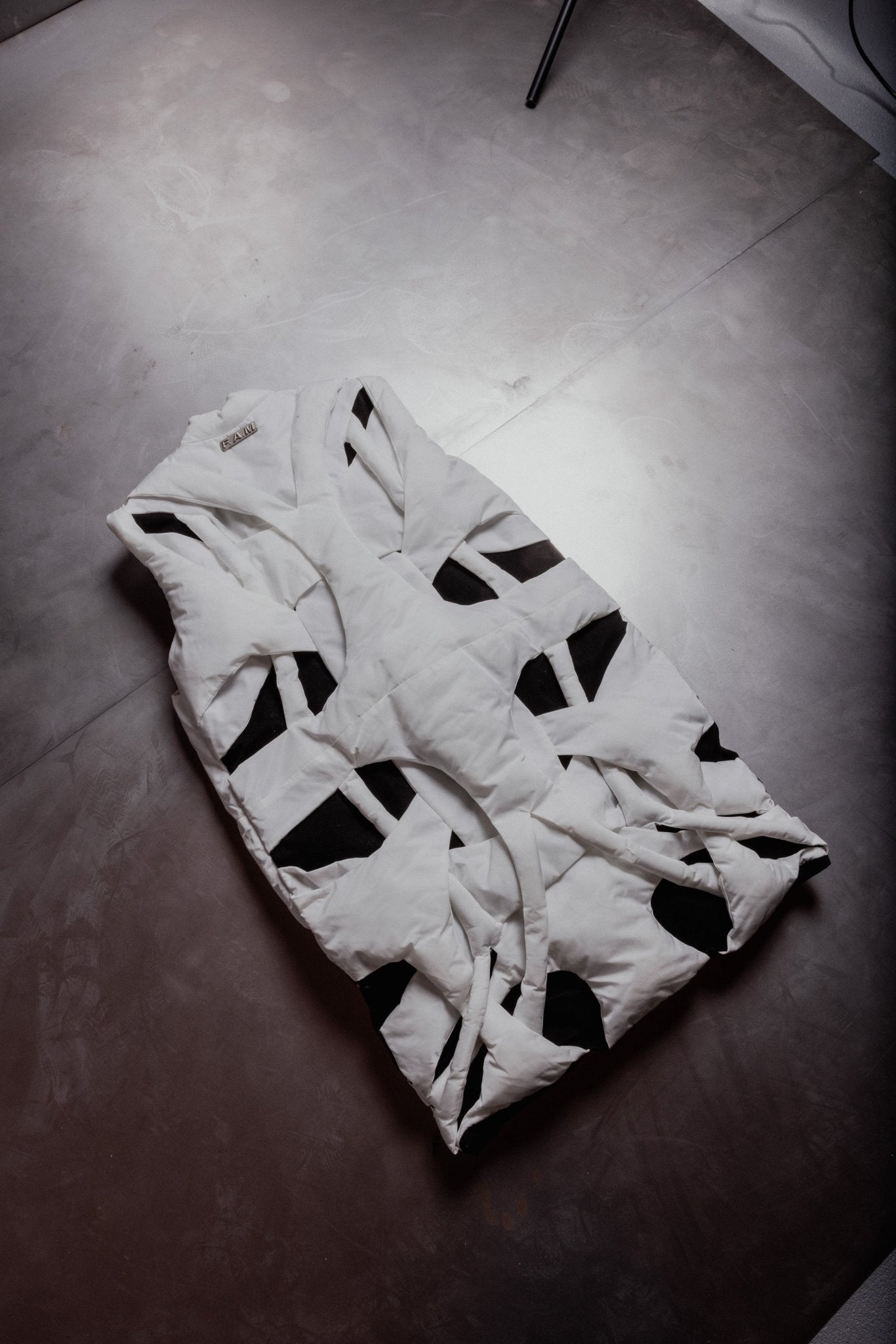 WHITE OOPART TRENCH - Forget About Me - Forget About Me - TRENCH