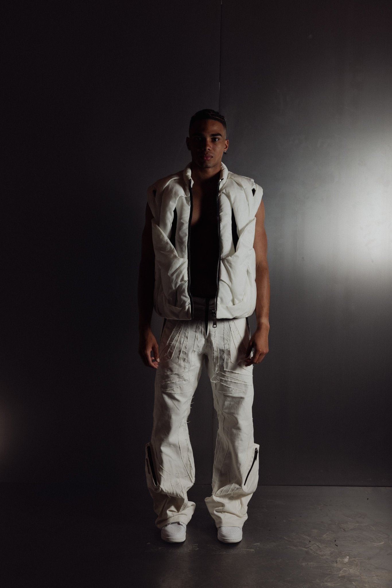 WHITE OOPART VEST - Forget About Me - Forget About Me - VEST