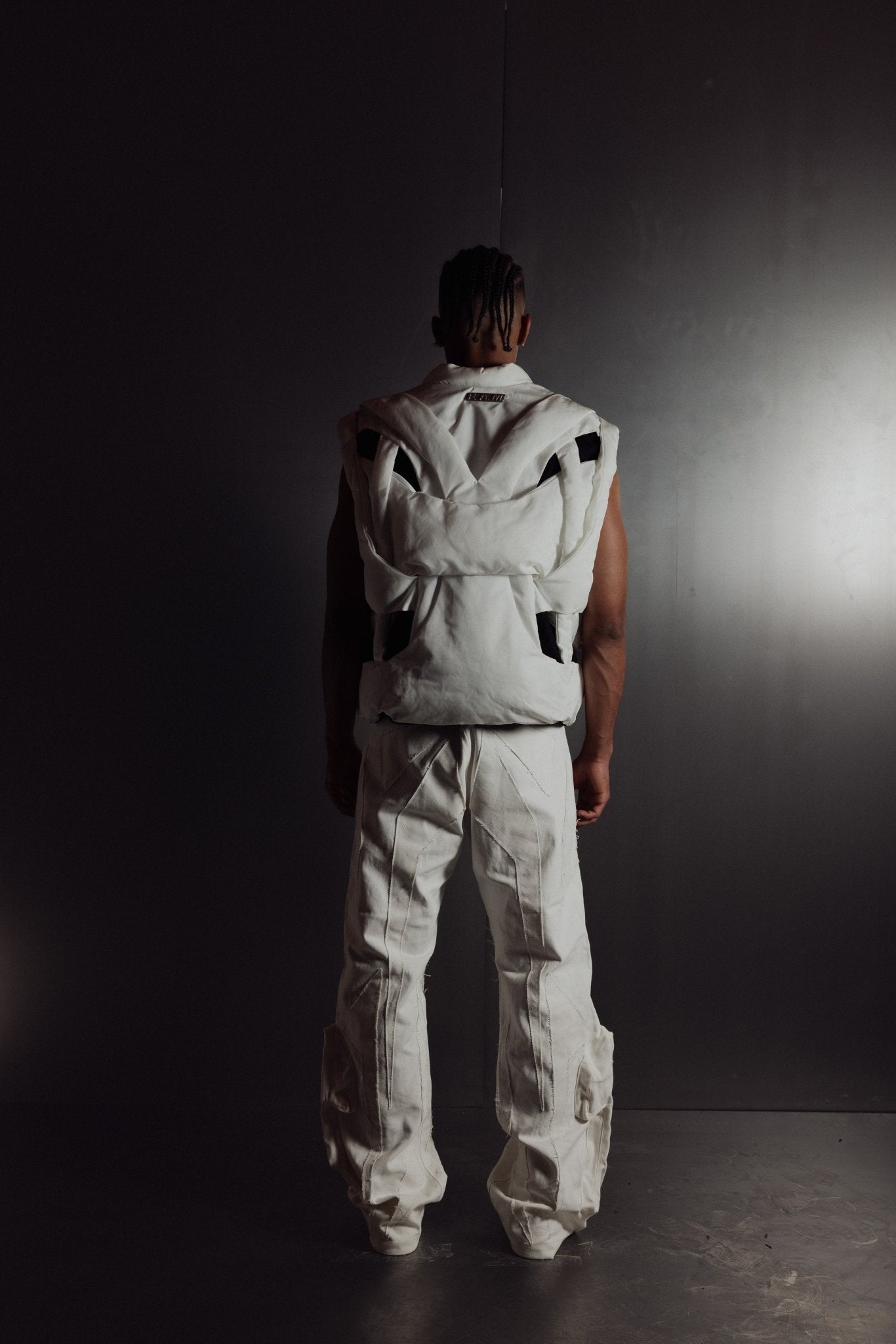 WHITE OOPART VEST - Forget About Me - Forget About Me - VEST